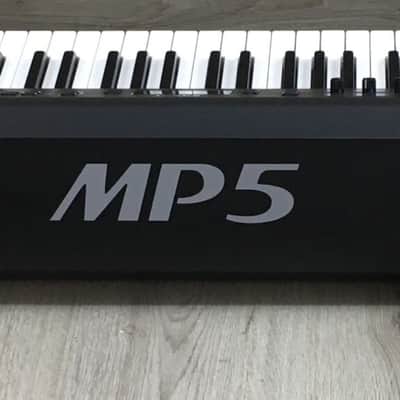 Kawai MP5 con Trolley image 4