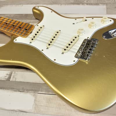 Fender Custom Shop Postmodern Stratocaster Journeyman Relic - Aztec Gold image 3