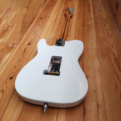 Carparelli Custom T-Style Electric Guitar – White Alder Body, Floyd Rose, Hand-Wound Humbuckers image 11
