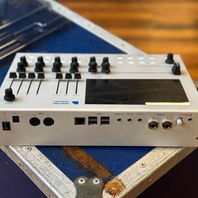 Tasty Chips GR-1 Granular Synthesizer image 12