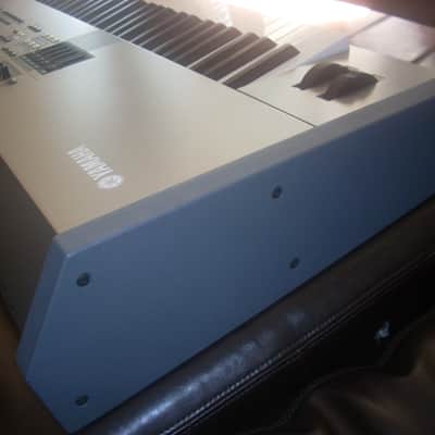 Yamaha Motif 8 88 Key Synthesizer - Fast, Safe, Shipping image 4