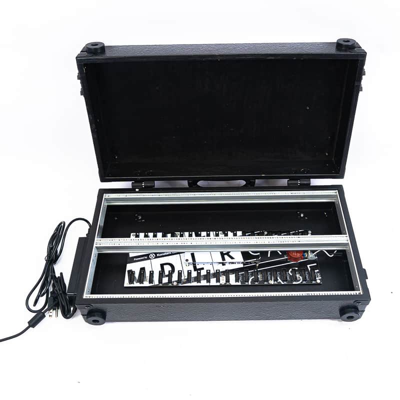 MDLR CASE 7U / 94HP Compact Travel Eurorack Case w/ MDLR PWR Busboard image 1