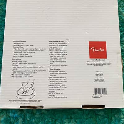Fender Telecaster Bamboo Cutting Board – NEW Sealed NOS – Shrink Wrapped – Guitar Shaped Kitchen Gift image 3