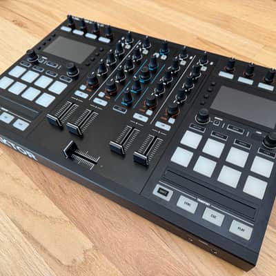 Native Instruments Traktor Kontrol S5 - Black image 5