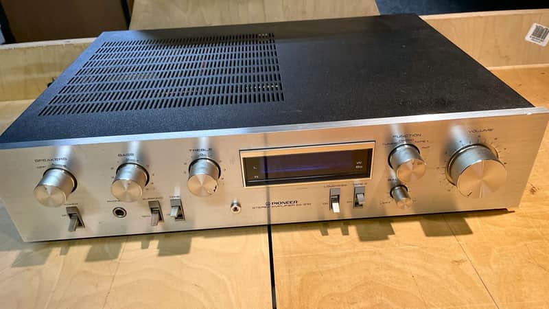 Vintage Pioneer SA-610 Stereo Integrated Amplifier Made in Japan image 1