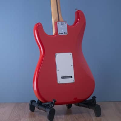 Fender Player II Stratocaster HSS Coral Red with Free Fender Bag image 8