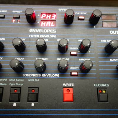 Oberheim OB-6 49-Key 6-voice Polyphonic Synthesizer 2017 - Present - Black image 7