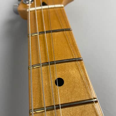 Fender Player II Modified - Strat Stratocaster Yellow Sunshine Vibrant colored !Noiseless pickups... image 9