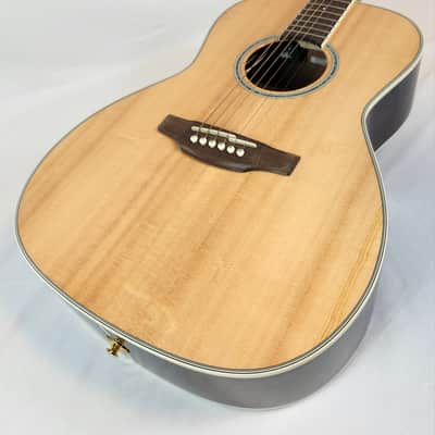 Takamine GY51E New Yorker, Full Scale Parlor Size Acoustic/Electric Guitar, Natural image 4