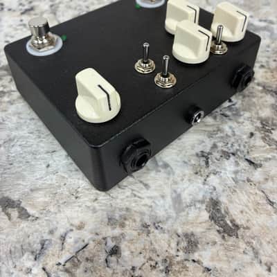 Hubcap John Bearded Lady Fuzz And Treble Booster In One image 4