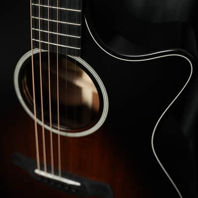 Taylor Next Generation Builder's Edition 324ce 2026 Tobacco Kona Burst image 4