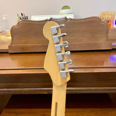1991 Fender American Strat Burgundy image 4