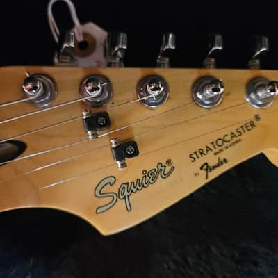 Vintage  squire  stratocaster Made in Korea image 4