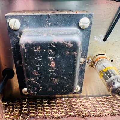 Gibson GA-5 Skylark 1x10" Combo Amplifier 1964 - Brown image 16