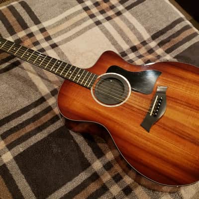 Taylor 224ce-K DLX with S2 Electronics 20 - Present - Natural image 1