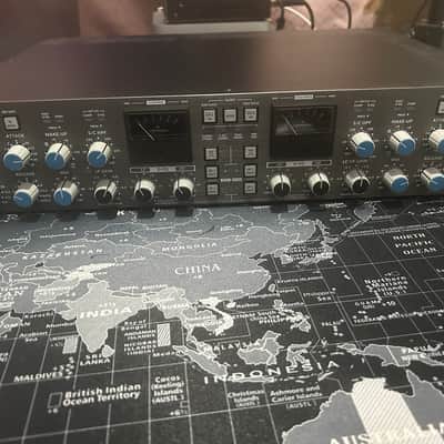 Solid State Logic The Bus+ Stereo Rackmount Compressor 2022 - Present - Black image 2