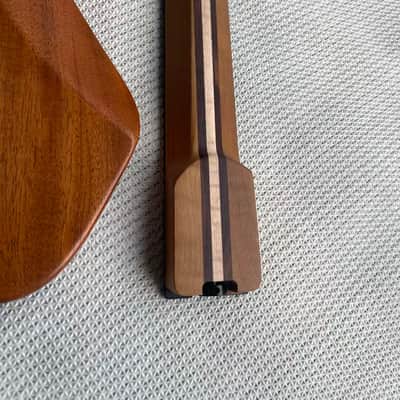 24frets 5 piece Roasted flame maple neck Headless Electric guitar 1 piece Mahogany body T contour  spoke truss rod 1 image 6
