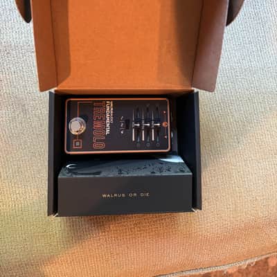 Walrus Audio Fundamental Tremolo 2023 - Present - Black / Orange image 11