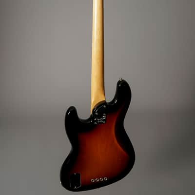 Fender American Elite Jazz Bass 2016 - Three Tone Sunburst image 8