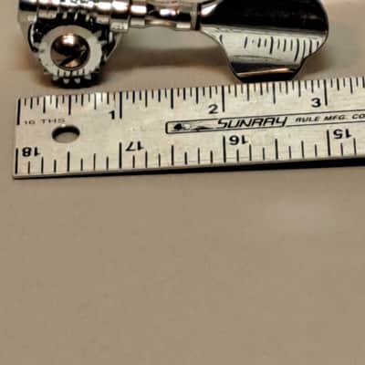 Jin Ho Bass Guitar Tuning Machines Tuners- Set of 4 In-line on Bass Side- Chrome image 4
