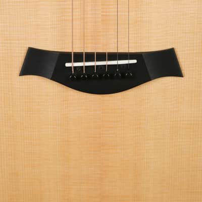 Taylor 914ce ES2 New Design GA Grand Auditorium Single Cutaway Pickup EQ Spruce image 5