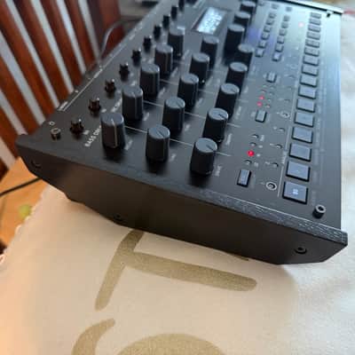 Korg Drumlogue Hybrid Drum Machine 2022 - Present - Black image 2