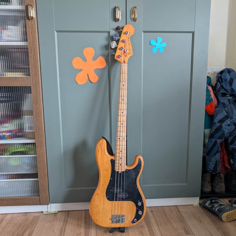 Fender Precision Bass with Maple Fretboard 1970 - 1983 - Natural image 1