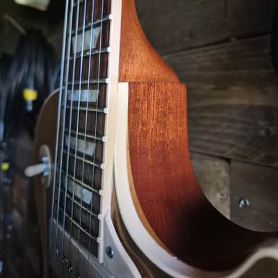 Gibson Les Paul Deluxe 2011 - 2012 - Goldtop image 8