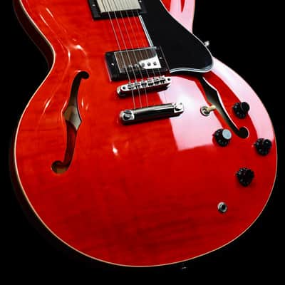 Gibson ES-335 Dot figured Top from 2012 in Cherry with original Hardcase image 3