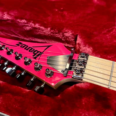 Ibanez JEM777-SK Limited Edition 30th Anniversary Steve Vai Signature 2017 - Shocking Pink image 8