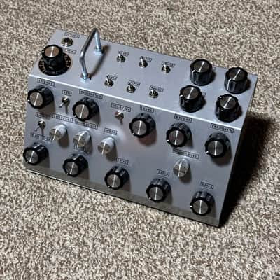 JMT SYNTH LD-1 analog drone synthesizer image 3