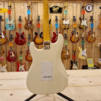 FENDER American Vintage II 1961 Stratocaster, Rosewood Fingerboard, Olympic White image 14