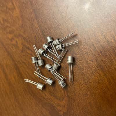 10 NOS STMicroelectronics  2N2222A - TO-19 metal can image 4