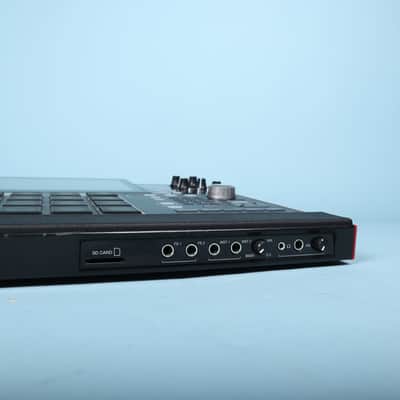 Akai Professional MPC-X Standalone Sampler & Sequencer image 7