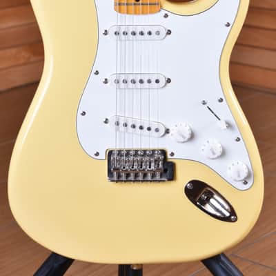 Squier (by Fender) Limited Edition FSR Classic Vibe '70s Stratocaster Maple Neck Vintage White image 4