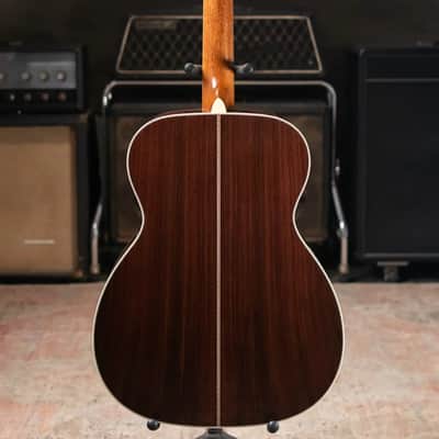 Martin J-40 Acoustic Guitar with Hardshell Case image 7