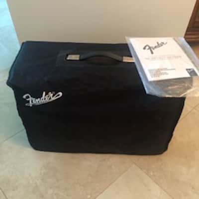Fender '65 Deluxe Reverb Reissue "Bordeaux Blues" FSR Limited Edition 22-Watt 1x12" Guitar Combo 2012 - 2014 - Wine Red image 5