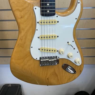 Fender stratocaster 2003 - Gloss image 2