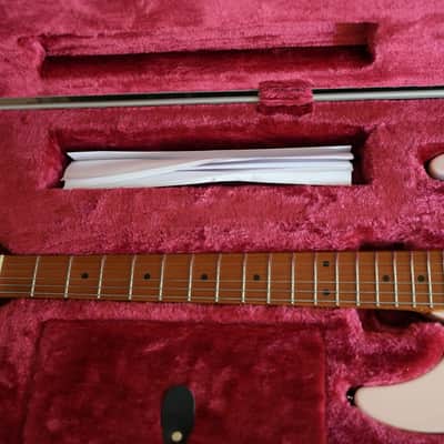 Ibanez AZ2402-PKF Prestige 2019 - 2020 - Pink Flat image 4
