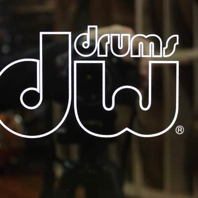 DW Performance Series in Gold Sparkle 14x24 9x13 16x16 image 4