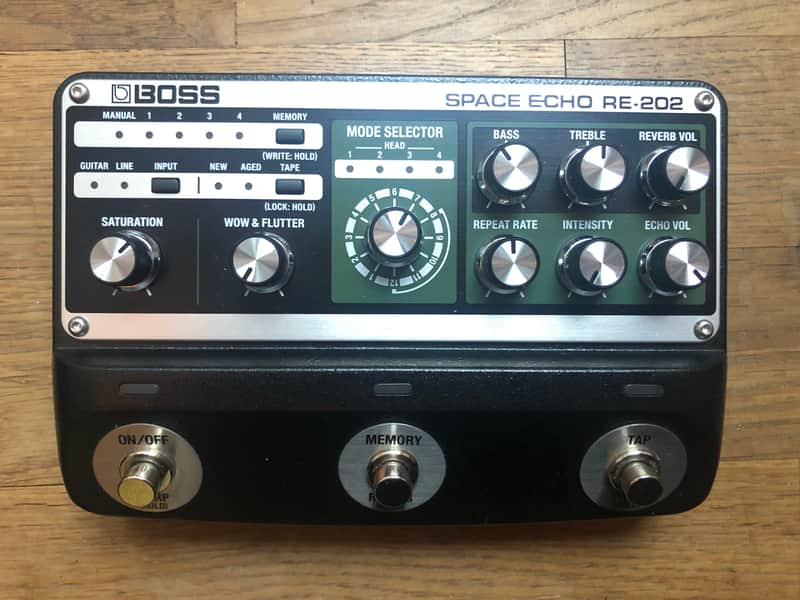 Boss RE-202 Space Echo