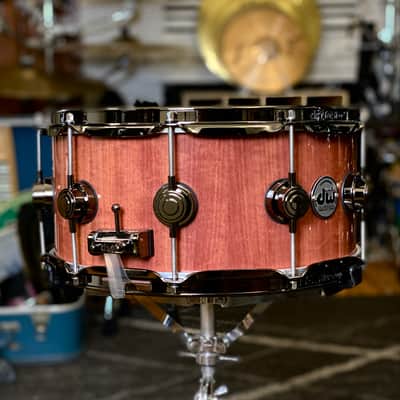 DW Collector’s Series 6.5x14 Purpleheart Wood Snare Drum - Natural image 5