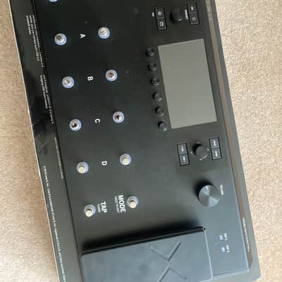 Line 6 Helix LT 2017 - including carry case and box. image 6