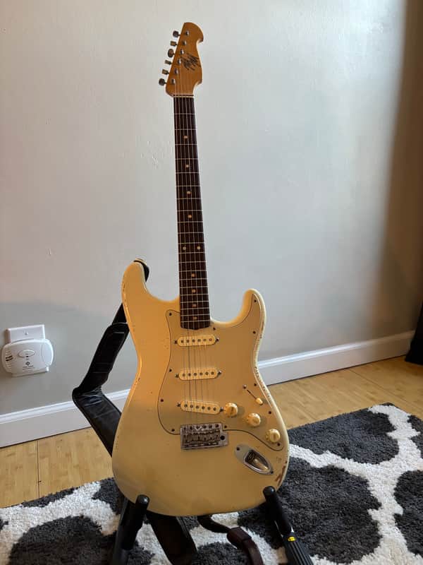 Mario Martin Stratocaster Style 2017 - Relic’d Olympic White image 1