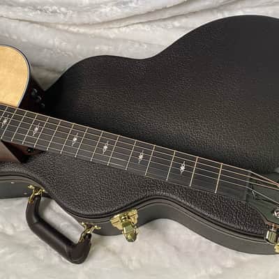 Taylor 312ce V-Class Grand Concert Acoustic-Electric Guitar - Natural - 4.5lbs - Authorized Dealer - G06277 - OPEN BOX - SAVE BIG!! image 5