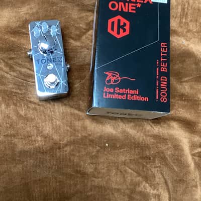 IK Multimedia Joe Satriani Signature ToneX One 2025 - Chrome image 3