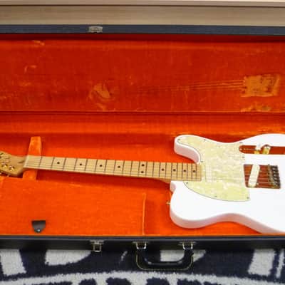 Fender Telecaster with Maple Fretboard 1977 - 1979 - White image 1