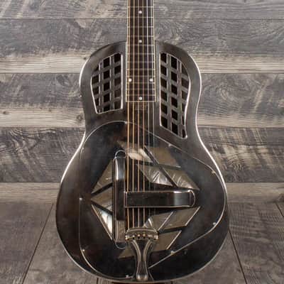 1932 National Tricone Style 1 Round-Neck image 3