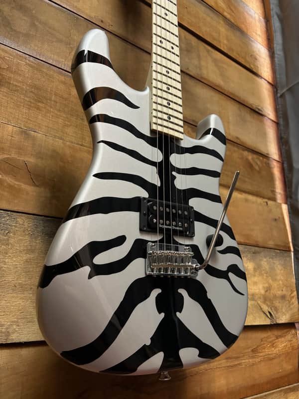 *Demo* Charvel Super Stock SD1 H 2PT Silver Bengal w/bag Bild 1