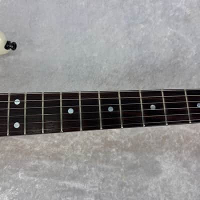 Kramer Baretta (original mid 80's neck, more recent body) guitar in aged white image 12